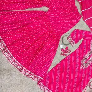 Elegant Pink Bandhani Kurta Set