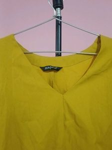 Stylish Mustard Yellow Cropped Top