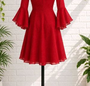 Elegant Red Flare Sleeve Dress