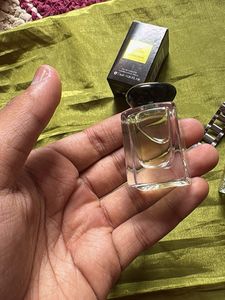Elegant Women's Watch with Fragrance Set