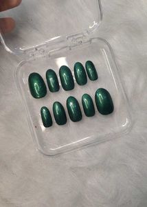 Emerald Green Sparkle Press-On Nails