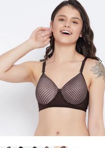 Clovia New