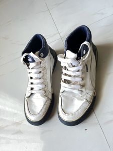 Puma High-Top Sneakers