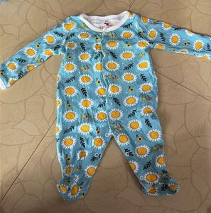 2 Baby Footie Pajamas💙
