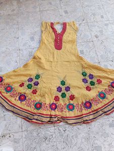 Beautiful Yellow Embroidered Kurta