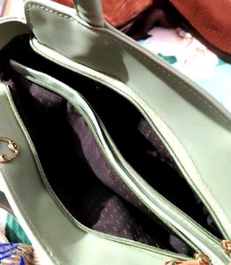Stylish Pastel Green Handbag