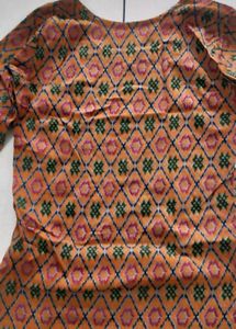 M Ikkat Kurta