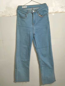Light Wash Wide Leg Jeans for women
