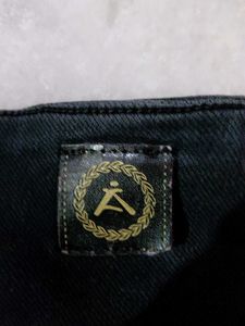 Stylish Black Jeans