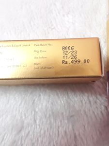 MyGlamm Super Duo Lipstick (2 In 1 Matte Lipstic