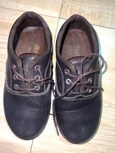 Classic Dark Brown Lace-Up Shoes
