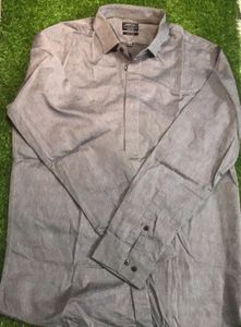 Arrow Shirt -polyester Wore Twice .. 40 Size