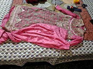 Pink Embellished Kurta pajami set