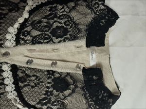 Elegant Lace Trim Cardigan