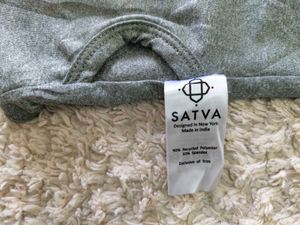 SATVA Eco-Friendly Heather Grey Sports Bra 🧘‍♀️