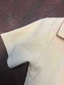 Ribbed Collared Crop Top - Chic &amp; Versatile