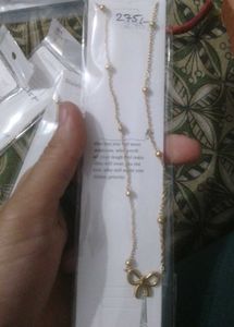 Golden  Bow Necklace