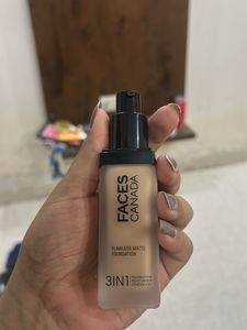 Faces Canada 3in1 Flawless Matte Foundation