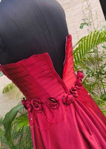 Elegant Red Strapless Gown
