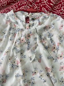 Chic Floral Print tunic top