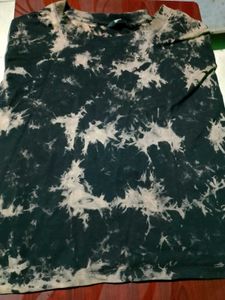 Stylish Graphic T-Shirts