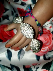 Sparkling Charm Brooch &amp; Bracelet Set 4
