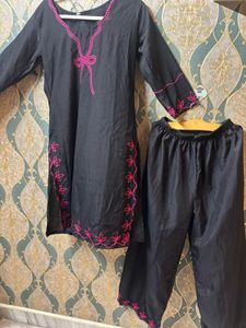 Elegant Black Kurta Set with Pink Embroidery