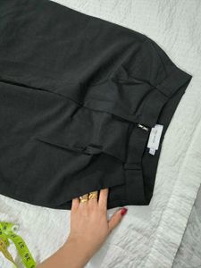 highrise Chic Black Jogger Pants waist 26