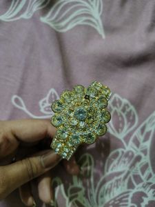 Sett of 8+ earrings and bracelet, necklace