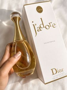 DIOR J’Adore Eau De Parfum ( Mastercopy)