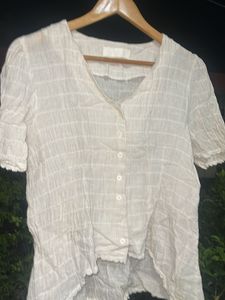 Chic Textured White Short Sleeve Blouse