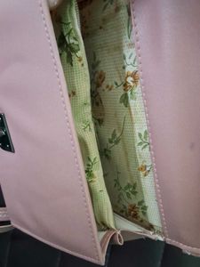 Chic Pink Crossbody Bag