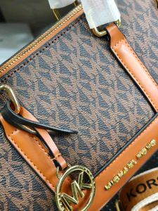 MICHAEL KORS*( NO BOX)*ANDIE SIGNATURE  LOGO MEDIU