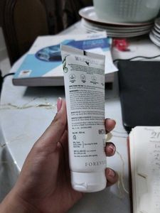 radiance by forever moisturizer