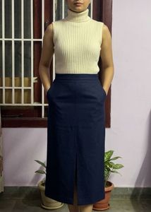 Sleeveless Turtleneck Knit Top