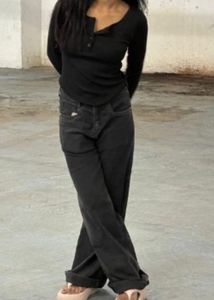 Black ribbed top