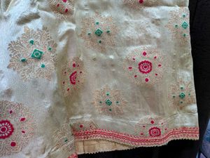 Beautiful Embroidered Ethnic skirt.