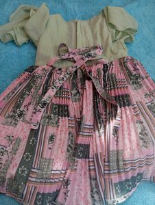 Chic Green &amp; Pink Floral Dress