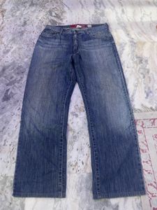 GUESS Men's Relaxed Fit Blue Denim Jeans