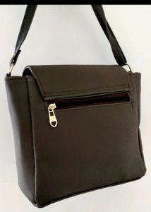 NEW MINIMALIST FLAP BAG