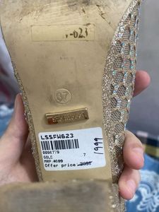 Stunning Embellished Gold Pointed heels (Stelatoes