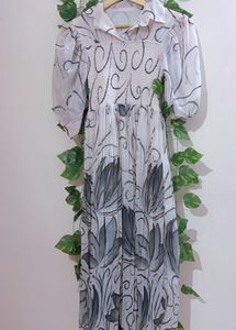 Elegant Maxi Dress with Floral Print