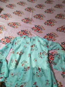 Girls Top