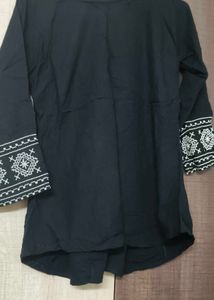 Black Embroidered Tunic Top