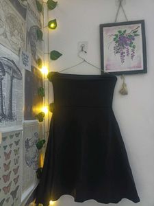 Chic Black Strapless Mini Dress