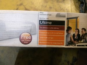 Philips Ultima Wall Light