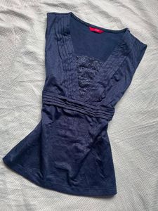 Women's Navy Blue Sleeveless Top