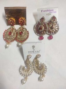 Stunning Pair of Earrings