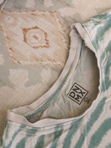 Men's Jeans and T-Shirt Bundle