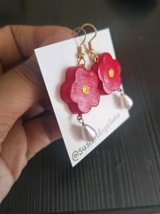 Handmade Floral Drop Earrings ♥️